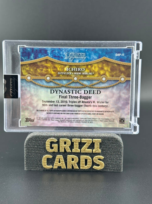 Ichiro – Topps Dynasty, autograph &amp; patch, 1/1.